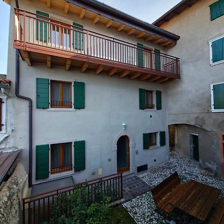 Casa Antico Borgo - Appartamento 1 アセンサ・ディ・ブレンソーレ エクステリア 写真